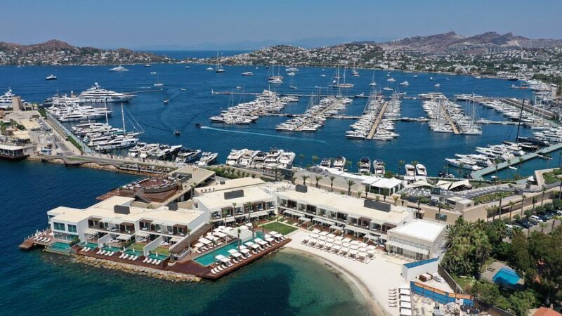 Yalıkavak Marina, Dünyanın En İyi Süperyat Marinası Ödülünü Yeniden Aldı