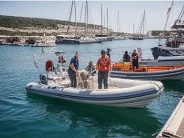 Deniz muslukları ve sintine: tekneyi batmaktan koruyan küçük işler
